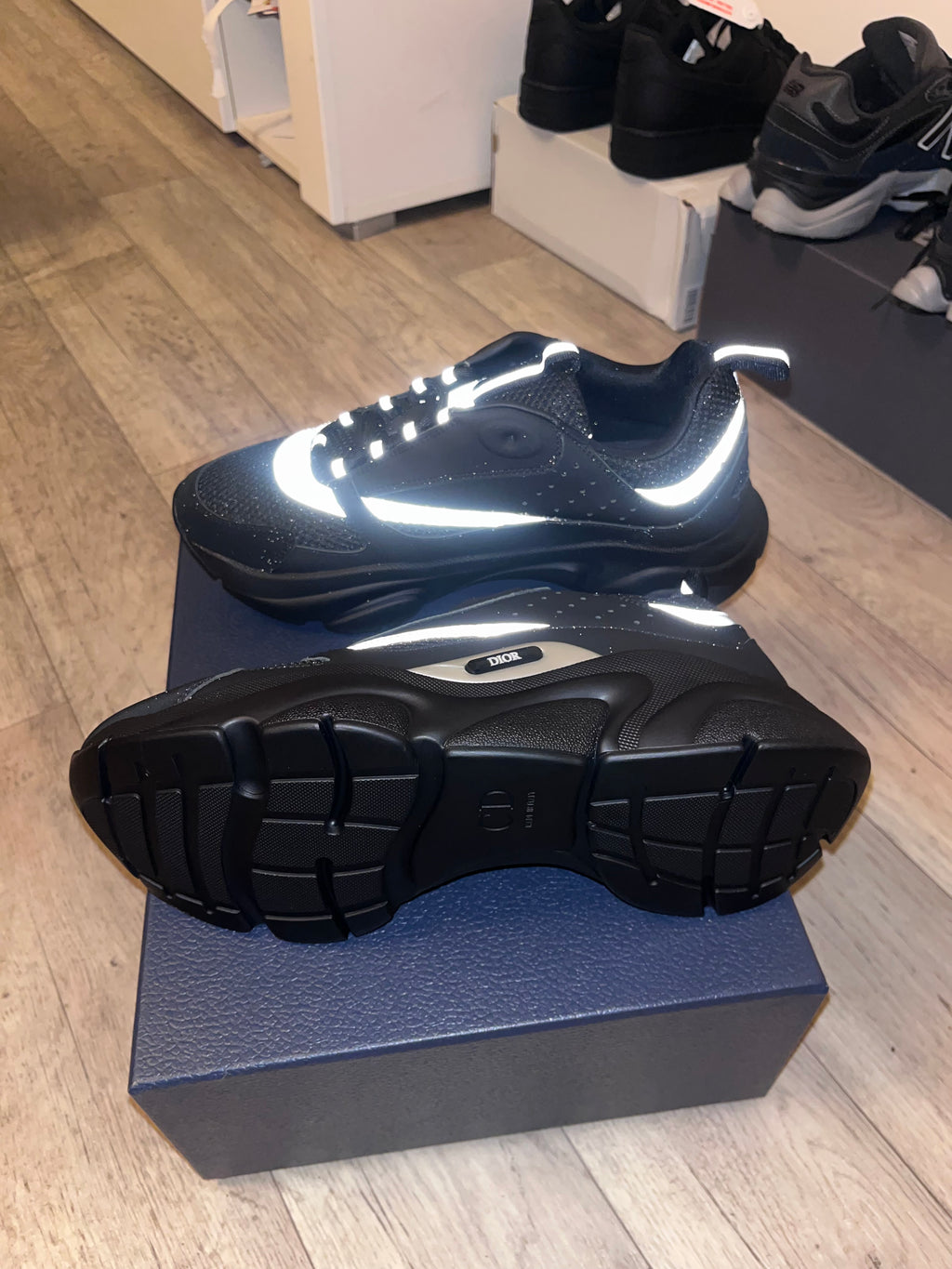 Dior B30