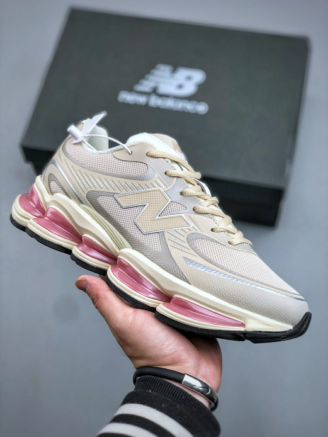 New Balance 9060 “Pink Cream”