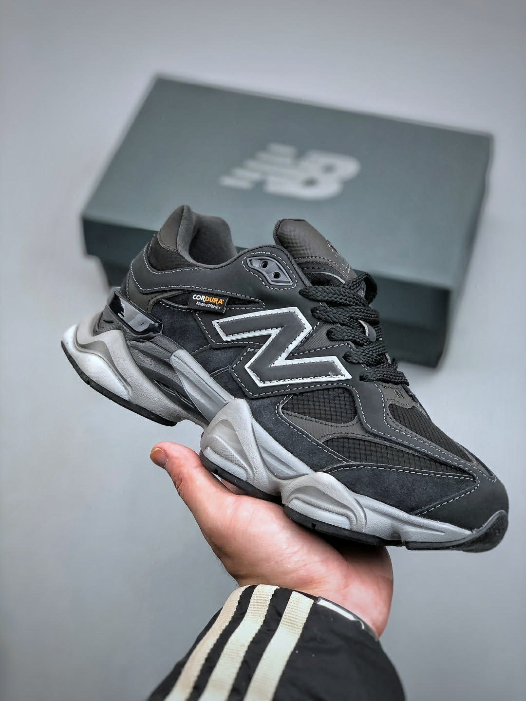 New Balance 9060
