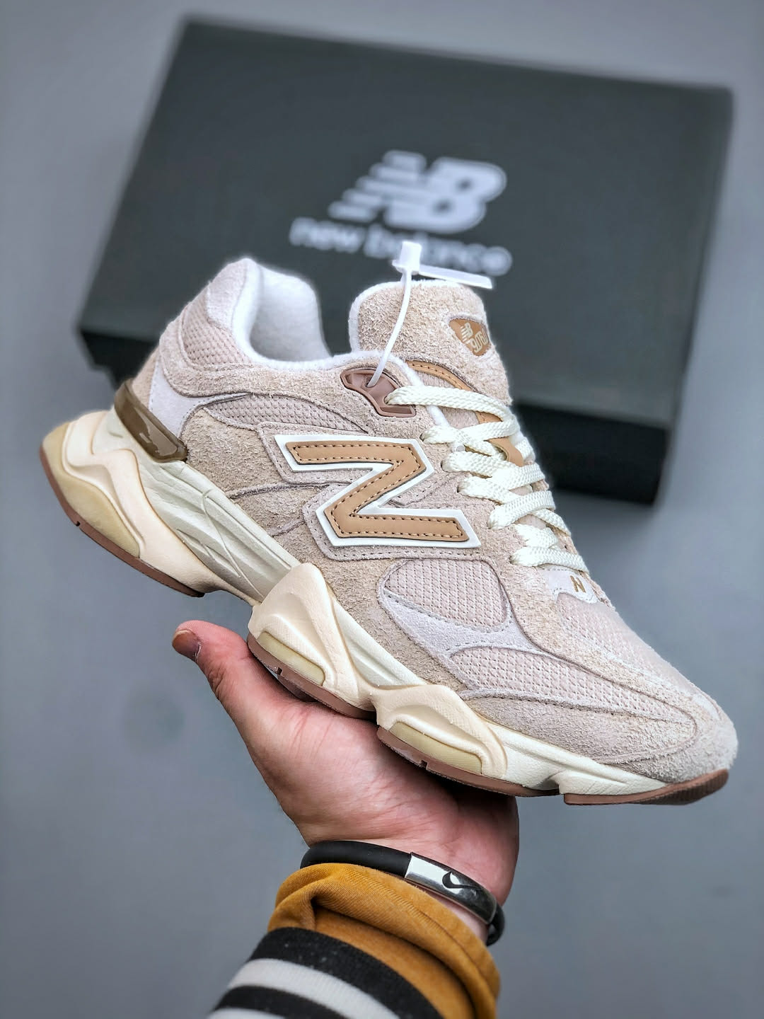 New Balance 9060