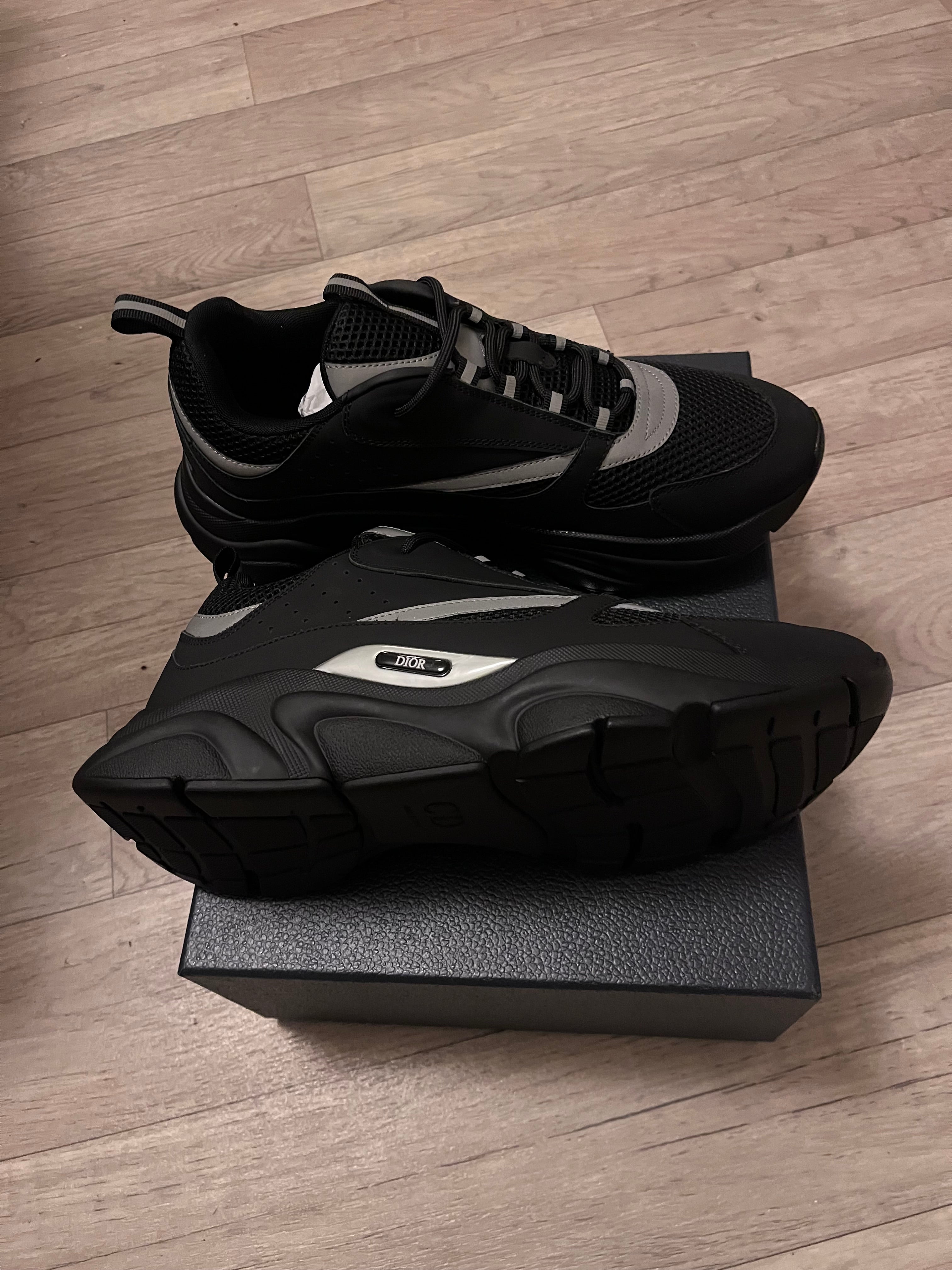 Dior B30